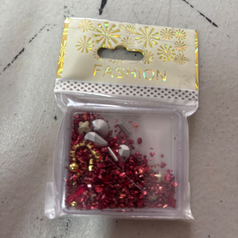 Decoración de uñas 25