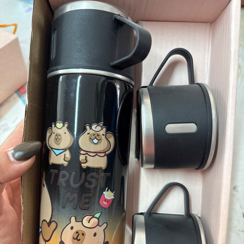Vacuum flask termos capibara