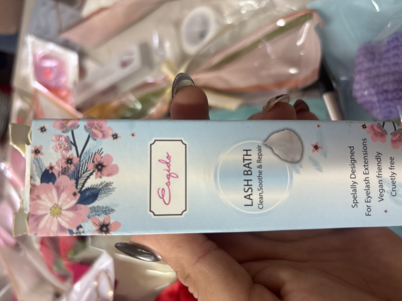 Lash bath